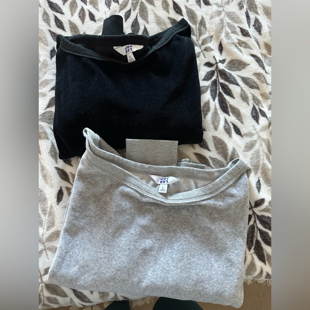 Bundle - Joy lab XL & L cropped velvet crewnecks